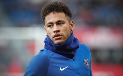 HK体育动态-凯西一脚踢飞对手冠军梦